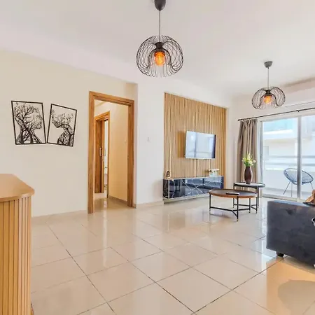 Sea View 2br - Next To Radisson Blu And Port Larnaca