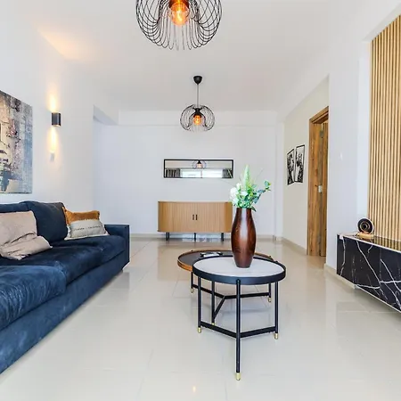 Sea View 2br - Next To Radisson Blu And Port Apartment Larnaca