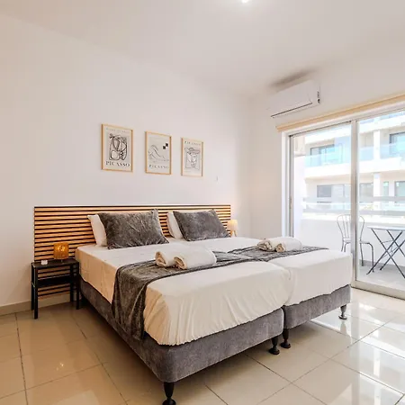Apartment Sea View 2br - Next To Radisson Blu And Port Larnaca