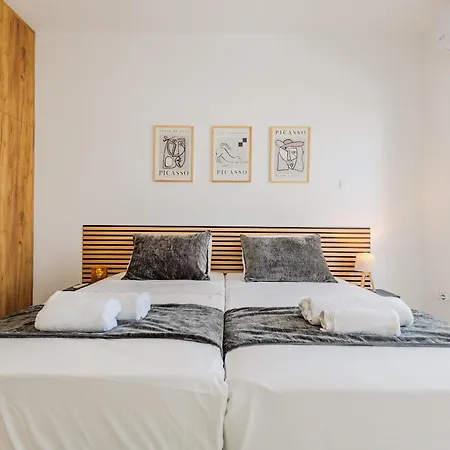 Sea View 2br - Next To Radisson Blu And Port Larnaca