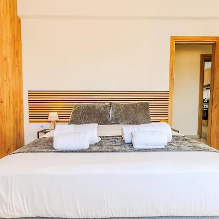 Sea View 2br - Next To Radisson Blu And Port Apartment Larnaca