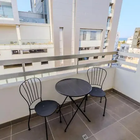 Apartment Sea View 2br - Next To Radisson Blu And Port Larnaca